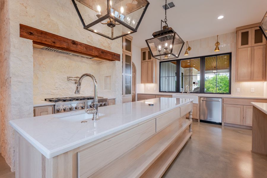Furnished interior view inside a new home in Eagles Bluff, Weatherford (Image 6).