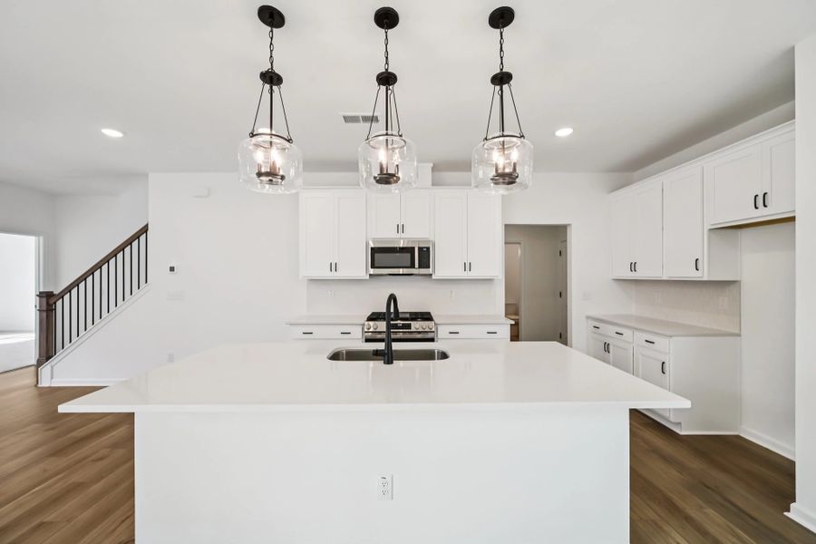 Kitchen featuring the AW Collection® Harmony - Smooth finishes and classic touches shine. Kitchen featuring the AW Collection® Harmony - Smooth finishes and classic touches shine.