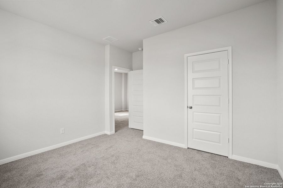 Spacious, unfurnished interior of a new home in Melissa Ranch, San Antonio (Image 25). Spacious, unfurnished interior of a new home in Melissa Ranch, San Antonio (Image 25).