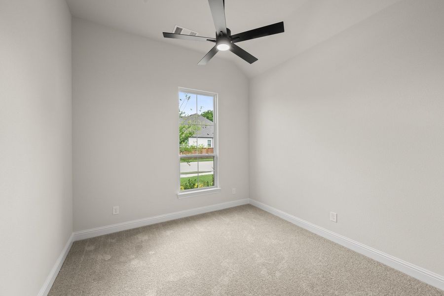 Spacious, unfurnished interior of a new home in Redden Farms - Phase 1, Midlothian (Image 23).