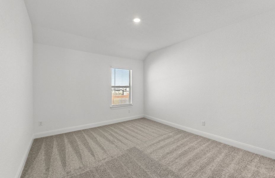 Spacious, unfurnished interior of a new home in Santa Rita Ranch, Liberty Hill (Image 53).