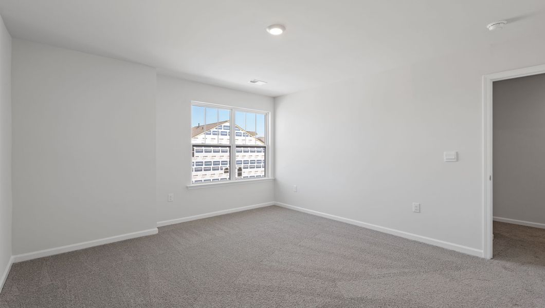Spacious, unfurnished interior of a new home in Spring Ridge, Anderson (Image 25).