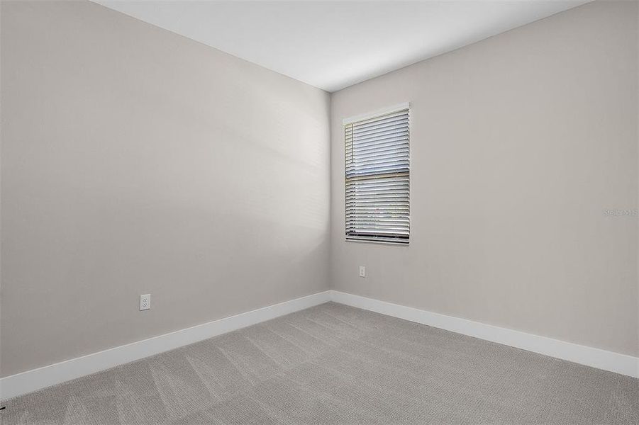 Spacious, unfurnished interior of a new home in , Port Charlotte (Image 14).