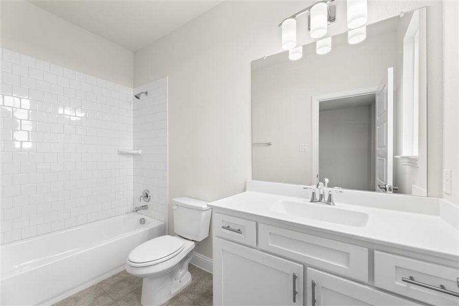 21_22. 3208 Andesite - 3RD Bath