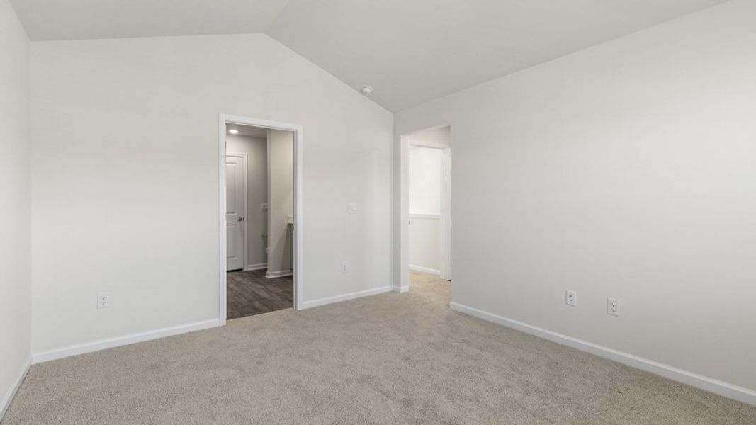 Spacious, unfurnished interior of a new home in The Townes at Galvins Ridge, Sanford (Image 22).