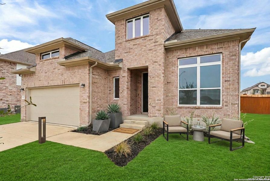 Exterior details and patio area of a home in Foxbrook, Cibolo (Image 2). Exterior details and patio area of a home in Foxbrook, Cibolo (Image 2).