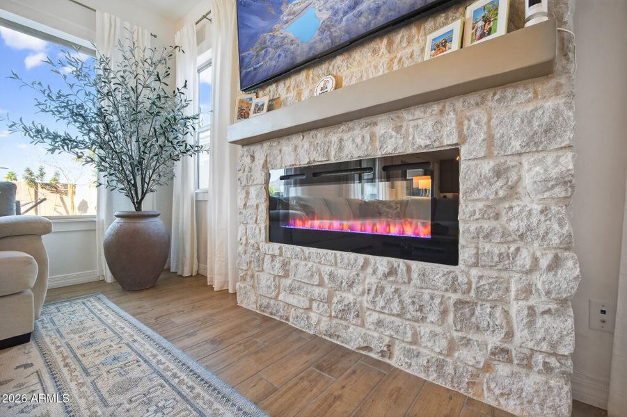 22_20076_W_Campbell_Ave22_mls