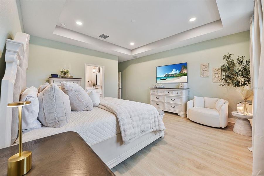 Furnished interior view inside a new home in , Wesley Chapel (Image 55). Furnished interior view inside a new home in , Wesley Chapel (Image 55).