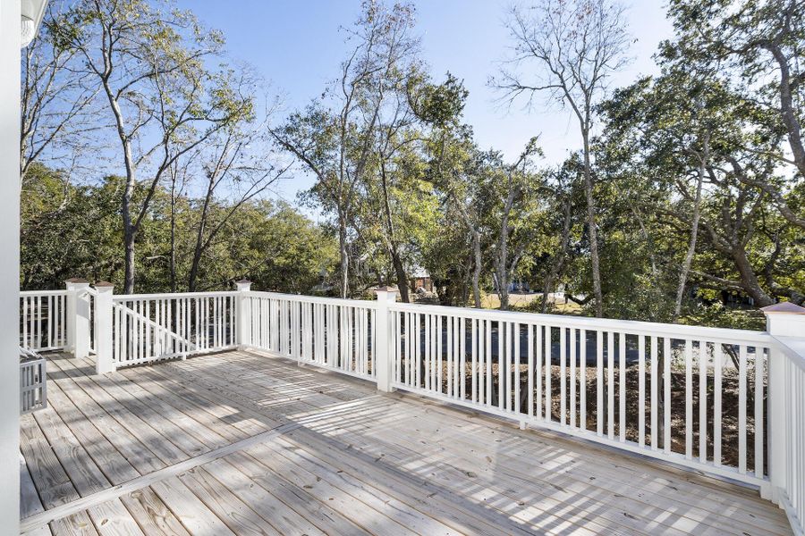 Exterior details and patio area of a home in , Mount Pleasant (Image 20).