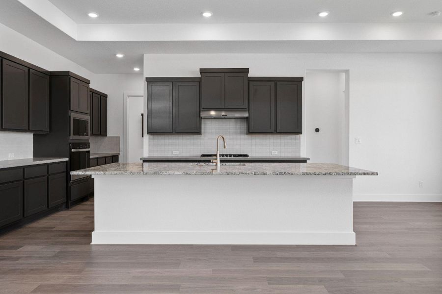 Gorgeous Open Concept Kitchen