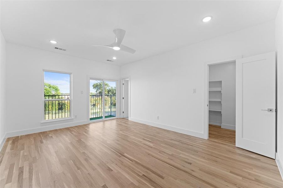 Spacious, unfurnished interior of a new home in , Dallas (Image 20).