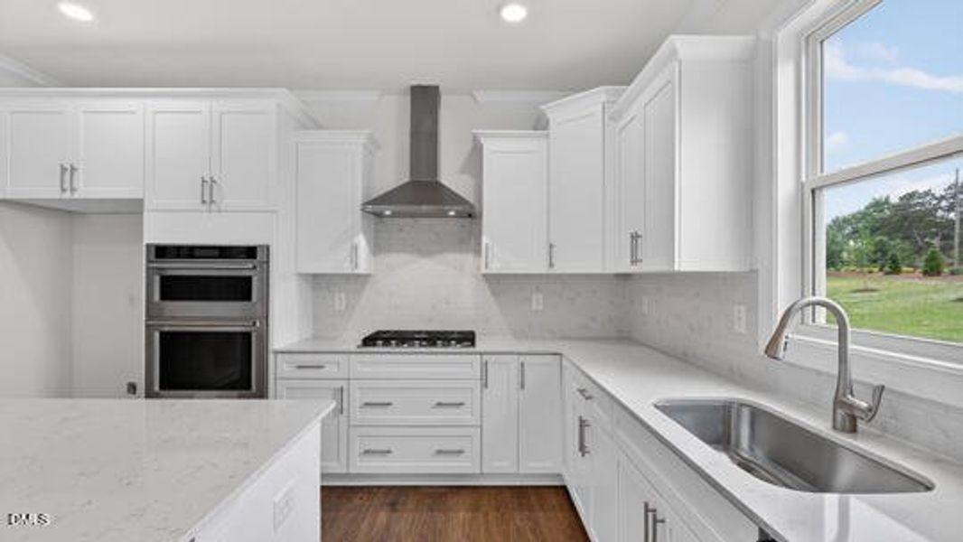 Manors at Haywood Glen_Lucas G_301_White