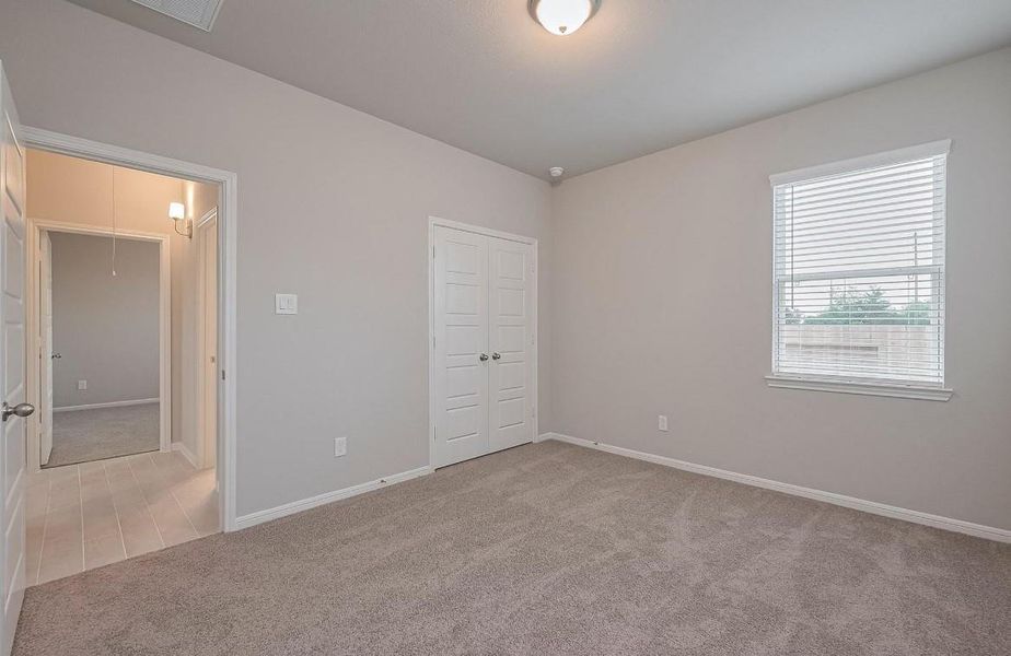 Spacious, unfurnished interior of a new home in River Ranch, Dayton (Image 11).