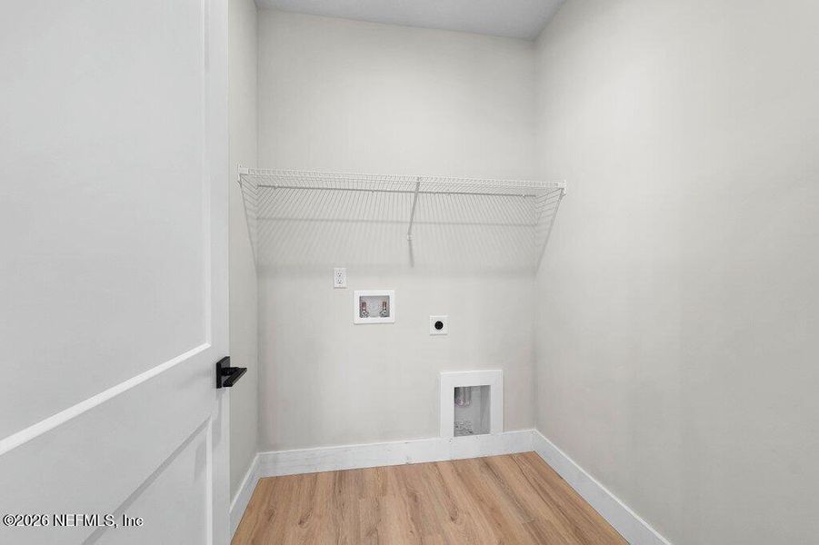 Spacious, unfurnished interior of a new home in , Jacksonville (Image 21).