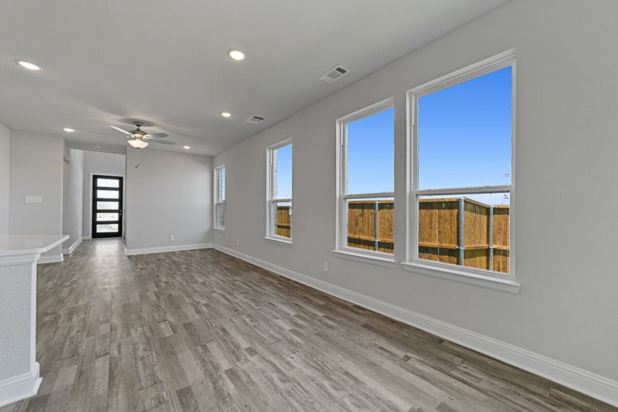 Representative unfurnished interior of a home built from the Symmetry D370 by Landon Homes in Lexington Frisco, Frisco (Image 11).