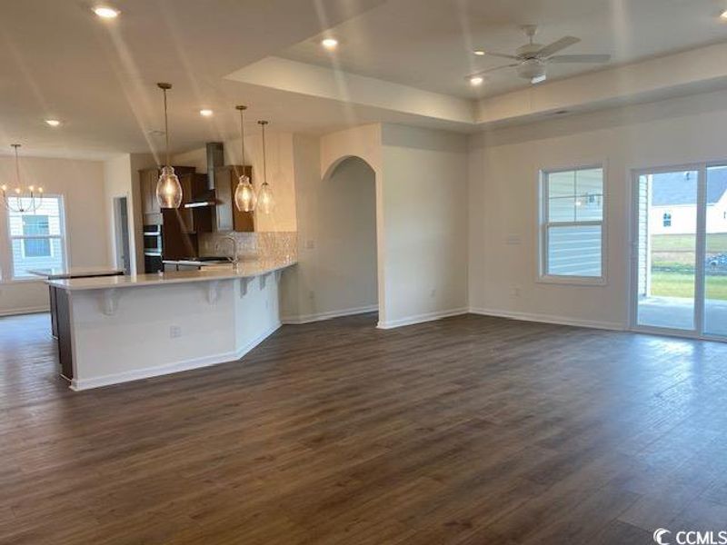 Image 19 of a home in Oak Hollow.