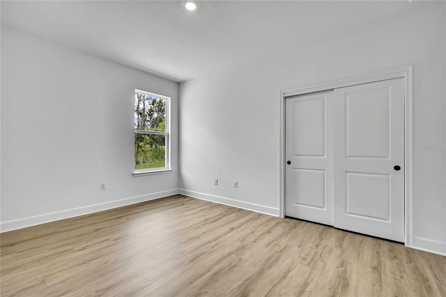 Spacious, unfurnished interior of a new home in , Brooksville (Image 33).