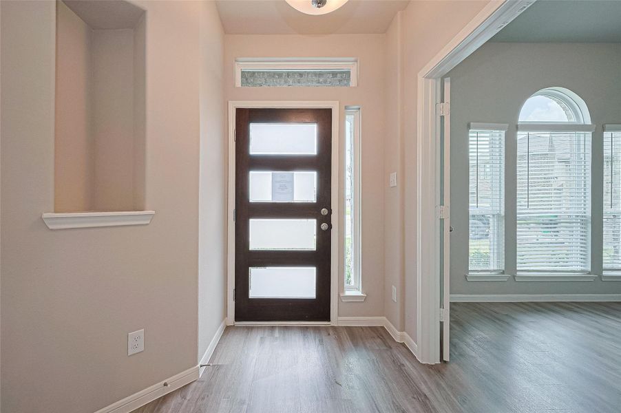 Spacious, unfurnished interior of a new home in Rollingbrook Estates, Baytown (Image 18). Spacious, unfurnished interior of a new home in Rollingbrook Estates, Baytown (Image 18).