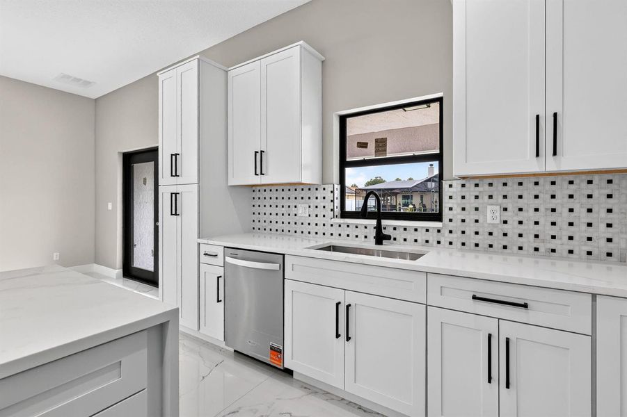 18-web-or-mls-5P1A6122