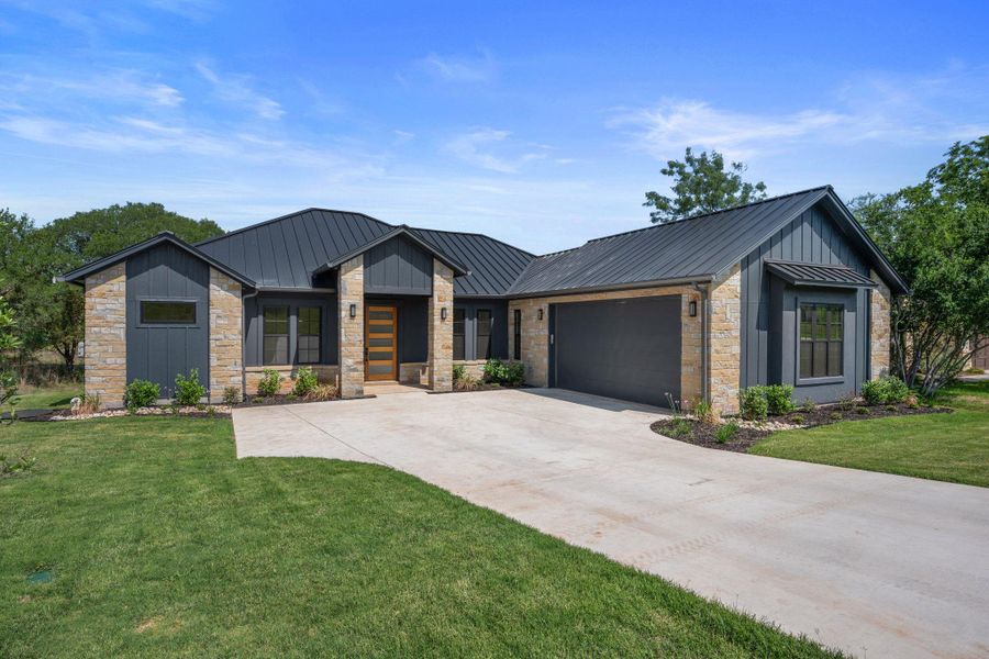 Image 38 of a home in .