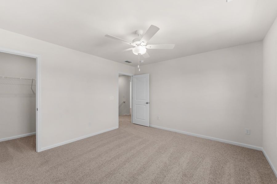 Spacious, unfurnished interior of a new home in Tucker Ridge, Pendleton (Image 24). Spacious, unfurnished interior of a new home in Tucker Ridge, Pendleton (Image 24).