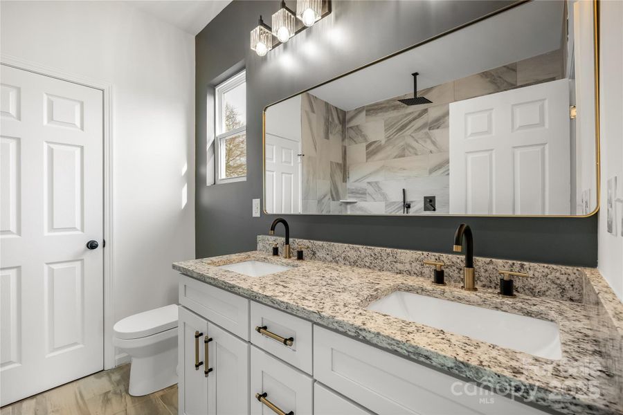 Furnished interior view inside a new home in , Shelby (Image 12).