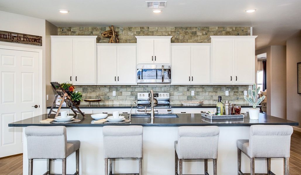 Furnished interior view inside a new home in Sycamore Vista, Vail (Image 11).