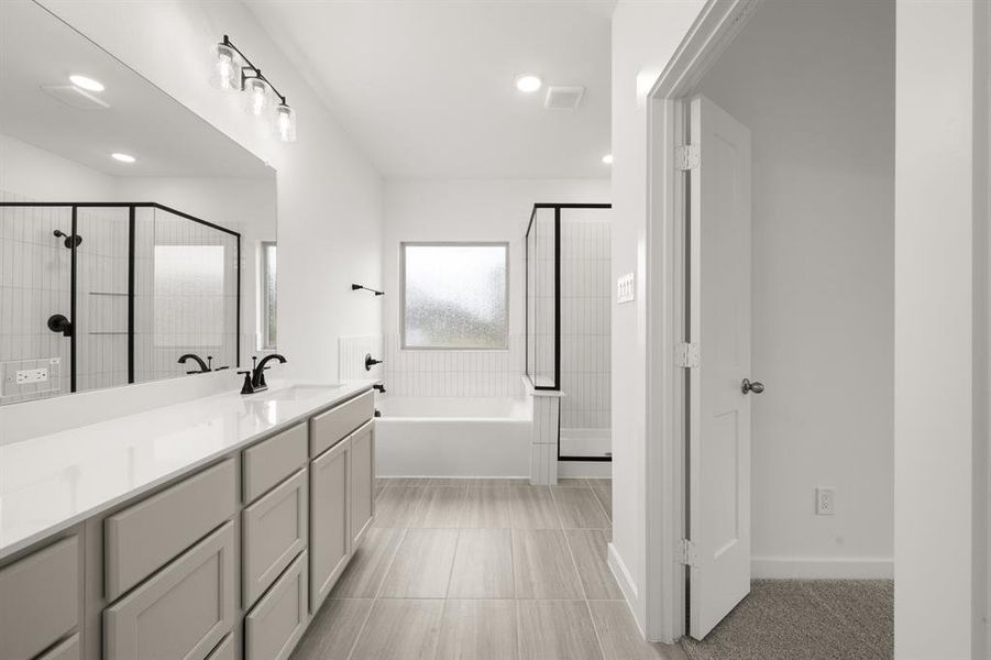 7502 Foxglove- Primary Suite (3)