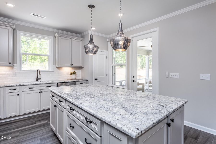 Compass010 Compass010