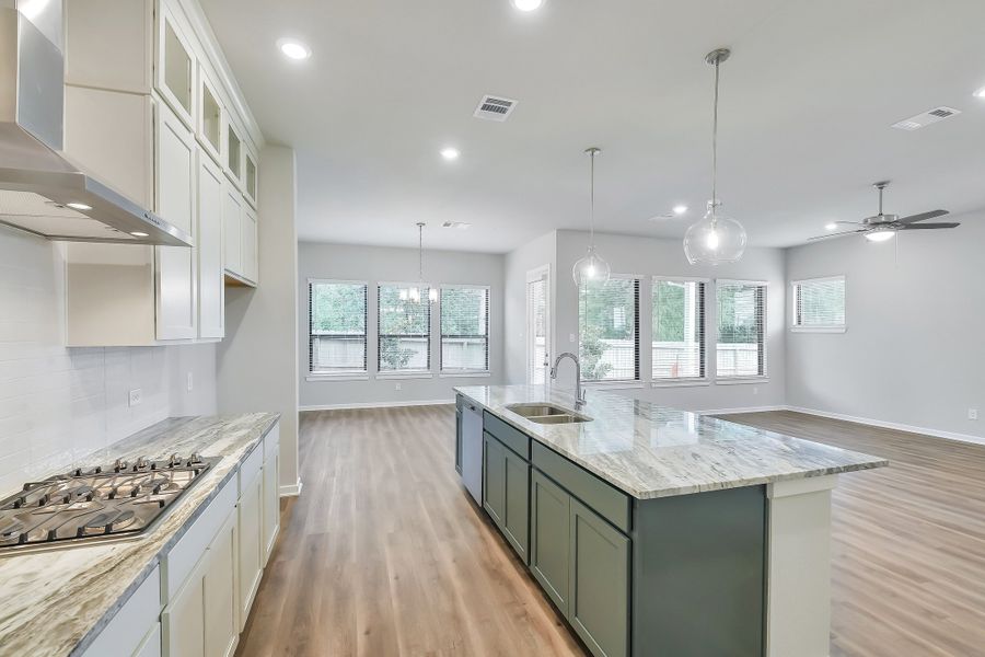 Furnished interior view inside a new home in Summer Place  35', Montgomery (Image 7).