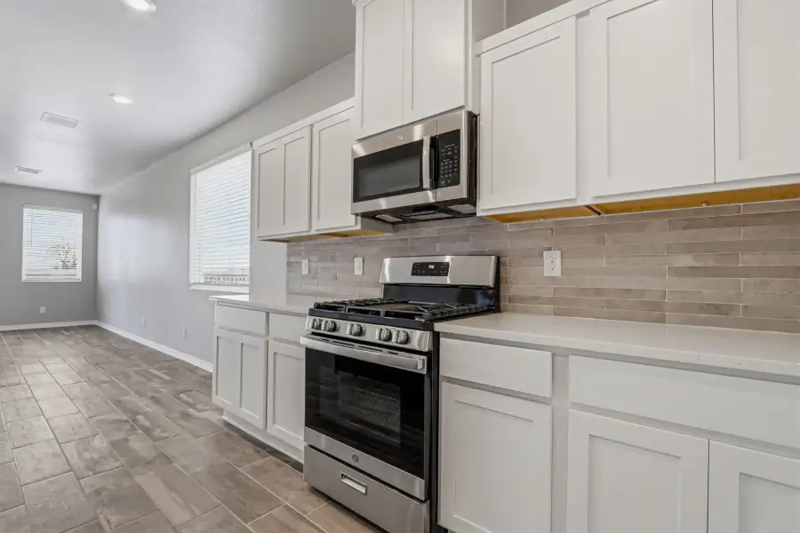 Furnished interior view inside a new home in Paseo del Este, El Paso (Image 27). Furnished interior view inside a new home in Paseo del Este, El Paso (Image 27).