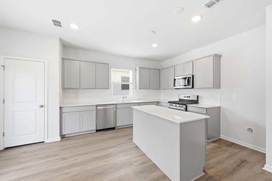 Furnished interior view inside a new home in Grand Arbor, Blythewood (Image 10).