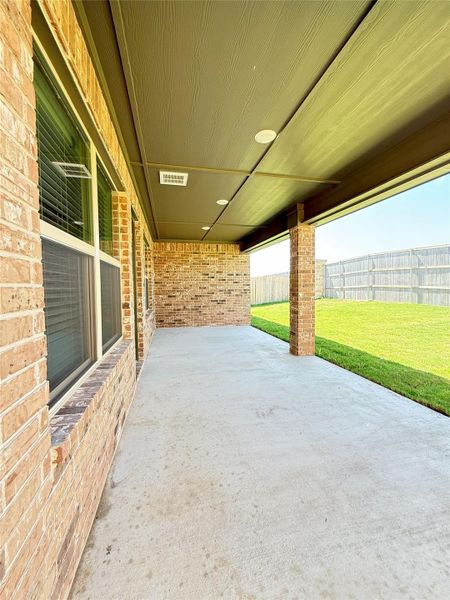 Spacious, unfurnished interior of a new home in , Belton (Image 11).