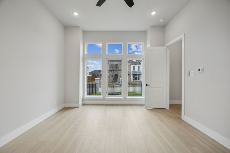 Spacious, unfurnished interior of a new home in Newman Village Townhomes, Frisco (Image 13).