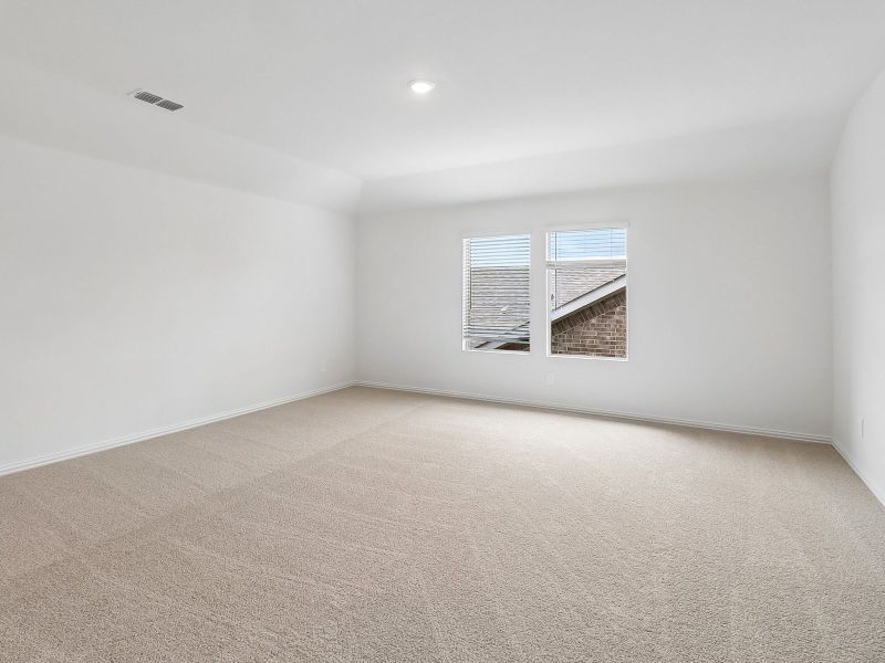 Spacious, unfurnished interior of a new home in Stella Hills, Denton (Image 15).