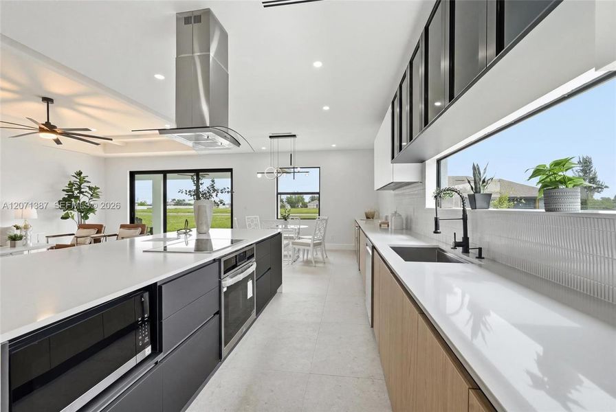 Furnished interior view inside a new home in , Cape Coral (Image 6).