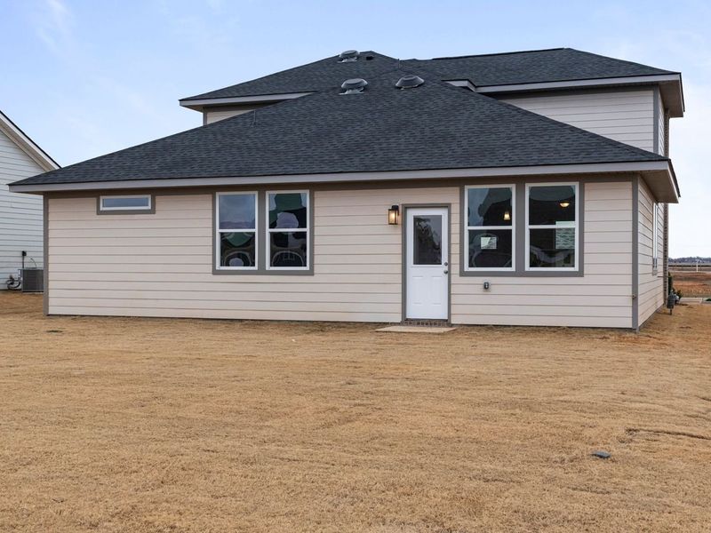 Representative exterior details of a home built from the The Stella by Davidson Homes LLC in Ivy Glen, Perry (Image 3).