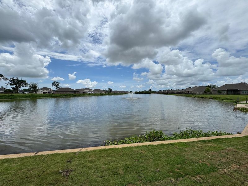 Natural landscape and outdoor views near Liberty Collection in Clute (Image 5).