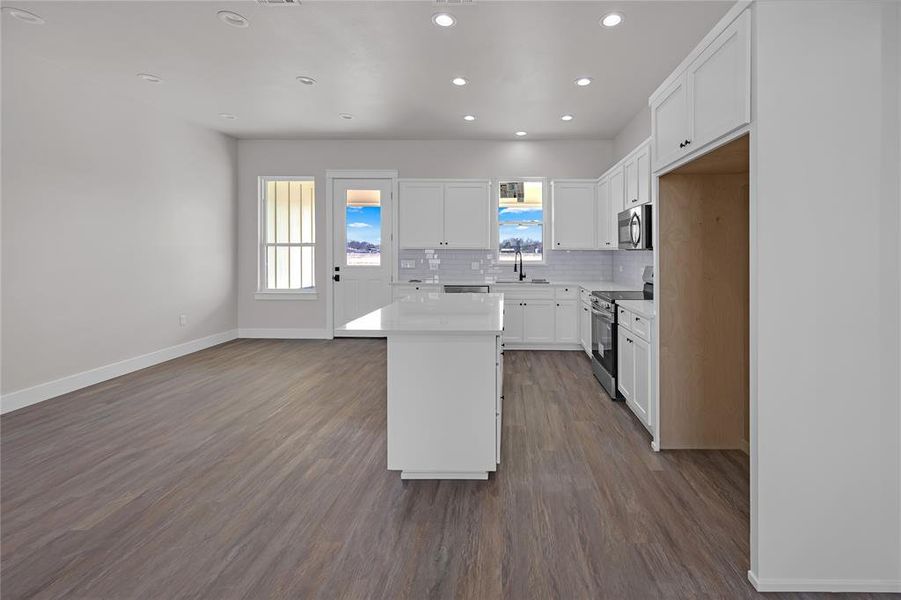 Image 24 of a home in .