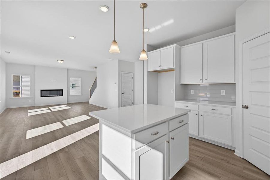 Furnished interior view inside a new home in Victoria Heights, Dallas (Image 7).