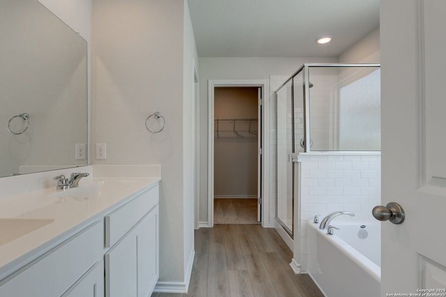 Furnished interior view inside a new home in Meadows at Hennersby Hollow 40's, San Antonio (Image 8). Furnished interior view inside a new home in Meadows at Hennersby Hollow 40's, San Antonio (Image 8).