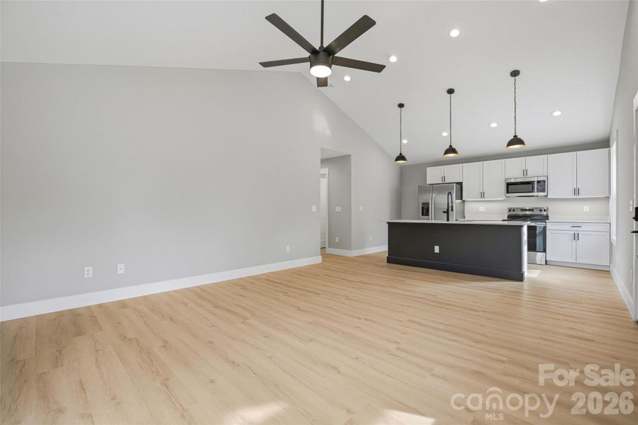 Spacious, unfurnished interior of a new home in , Asheville (Image 44).