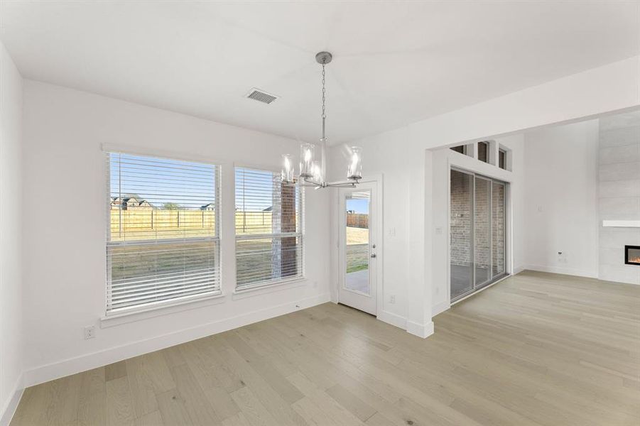 290 Cheyenne Mountain-Dining-1