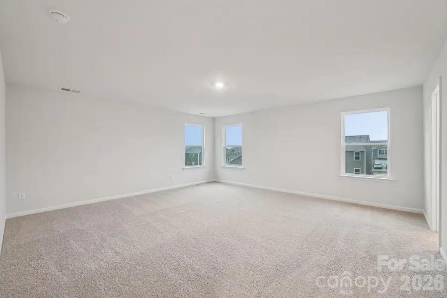 Spacious, unfurnished interior of a new home in Laurelbrook, Sherrills Ford (Image 22).