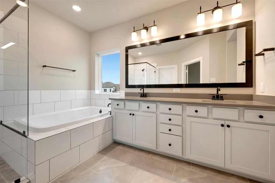 Furnished interior view inside a new home in Pomona 40' Homesites, Manvel (Image 17). Furnished interior view inside a new home in Pomona 40' Homesites, Manvel (Image 17).