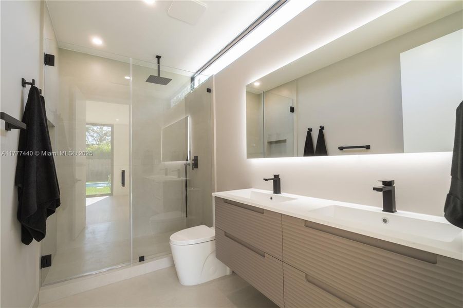 Furnished interior view inside a new home in , Miami (Image 25).