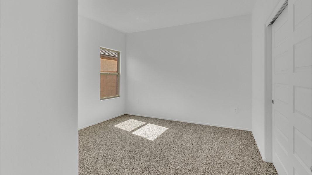 Spacious, unfurnished interior of a new home in Sycamore Vista, Vail (Image 22).