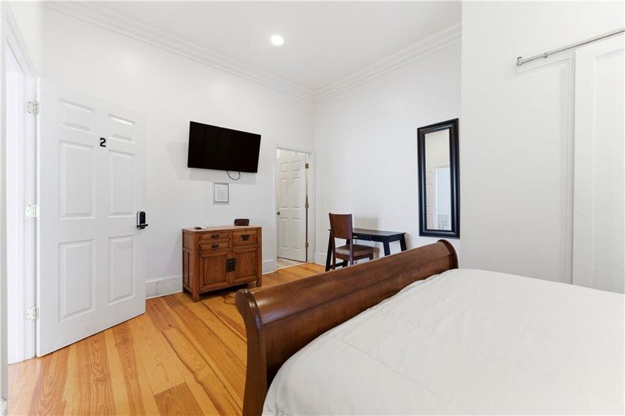 Furnished interior view inside a new home in , Atlanta (Image 14). Furnished interior view inside a new home in , Atlanta (Image 14).