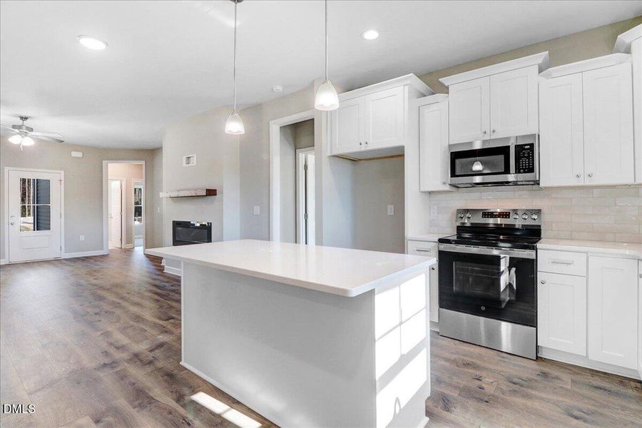 20-1760 Cardianl Dr-20