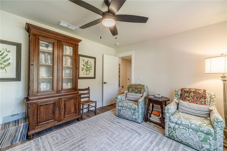 Image 27 of a home in .